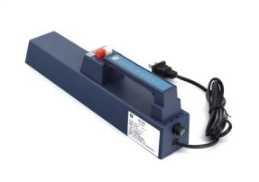 WD-9403E型手提紫外灯是一种专门设计的手提式紫外线灯,适用于多种应用场景